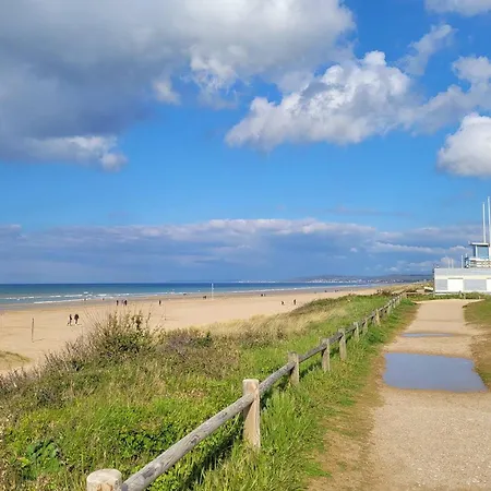 T2 A 300m De La En Normandie - Balcon, Parking Et Local Velo Inclus - Fr-1-788-21 * Varaville