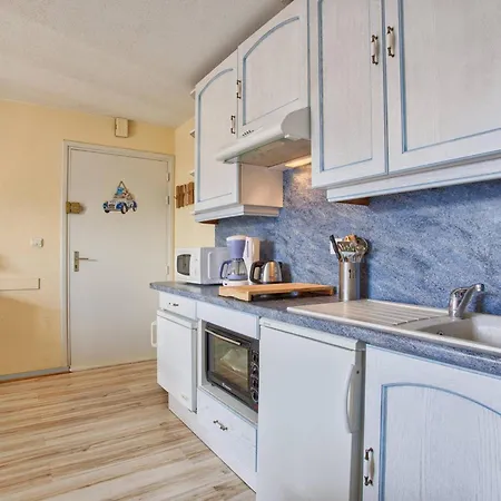 T2 A 300m De La En Normandie - Balcon, Parking Et Local Velo Inclus - Fr-1-788-21 Apartmán *