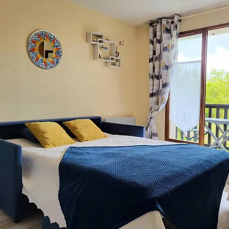 Appartamento T2 à 300m De La En Normandie – Balcon, Parking Et Local Vélo Inclus - Fr-1-788-21 *