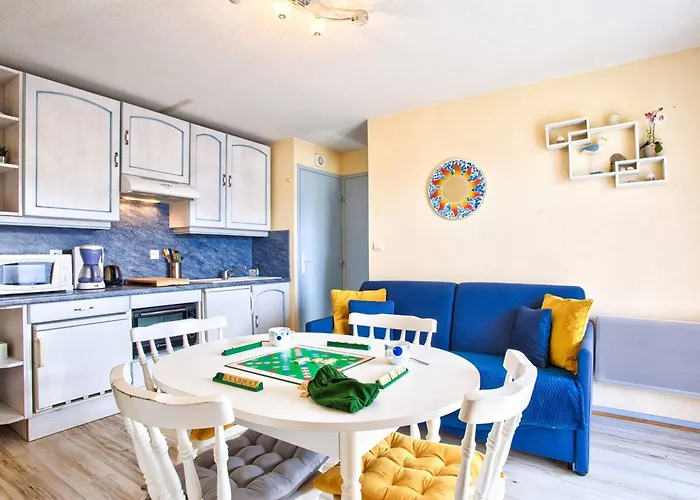 T2 à 300m De La En Normandie – Balcon, Parking Et Local Vélo Inclus - Fr-1-788-21 Varaville